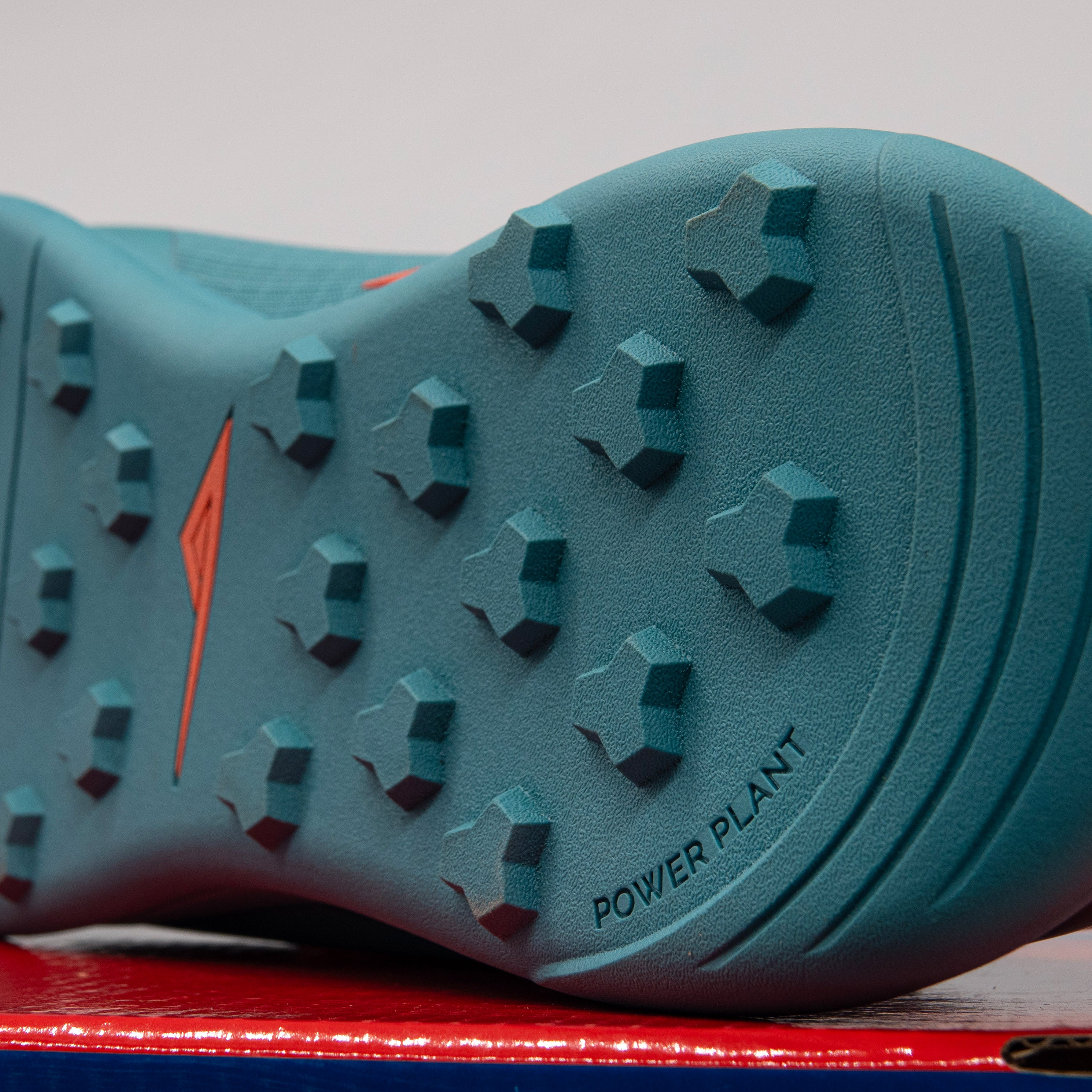 Blue/orange disc golf shoe outsole